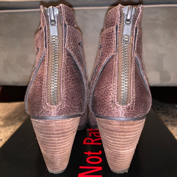 Cutout Booties - Picture 4 of 5